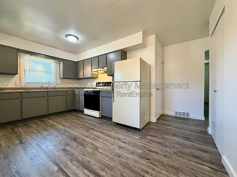 487 84th St SW — Photo 6