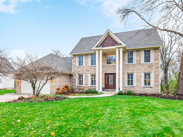 520 Spruce Tree Dr, Cary, IL 60013