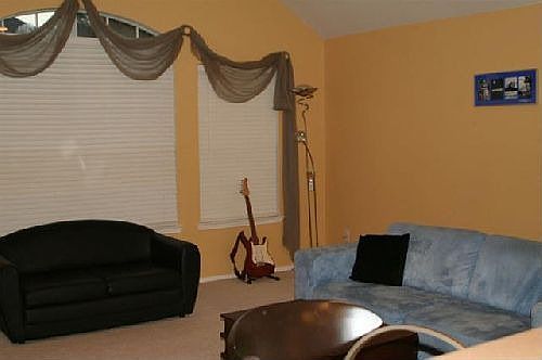 5th image of 2021 Londonderry Dr
