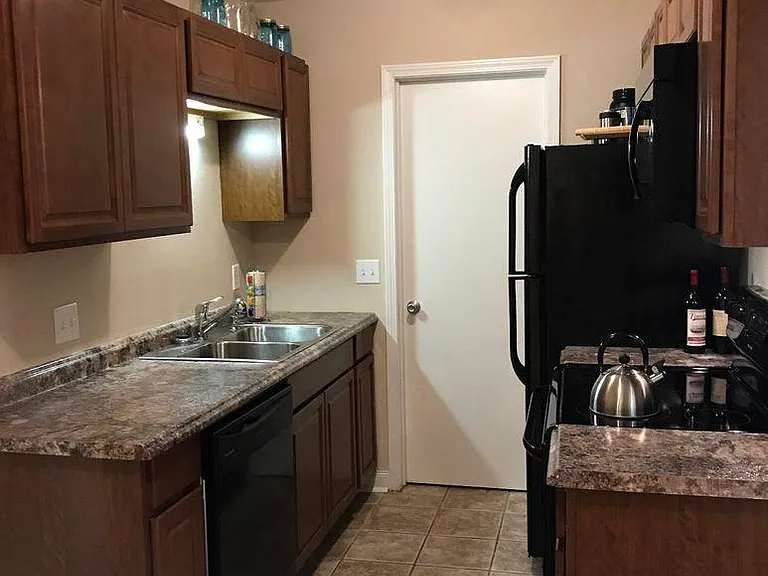 113 Wendy Way #B — Photo 5