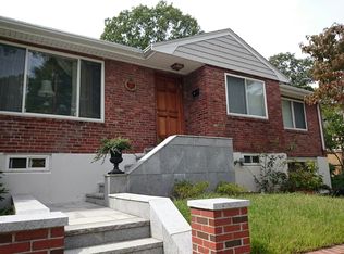 364 Corey St, West Roxbury, MA 02132