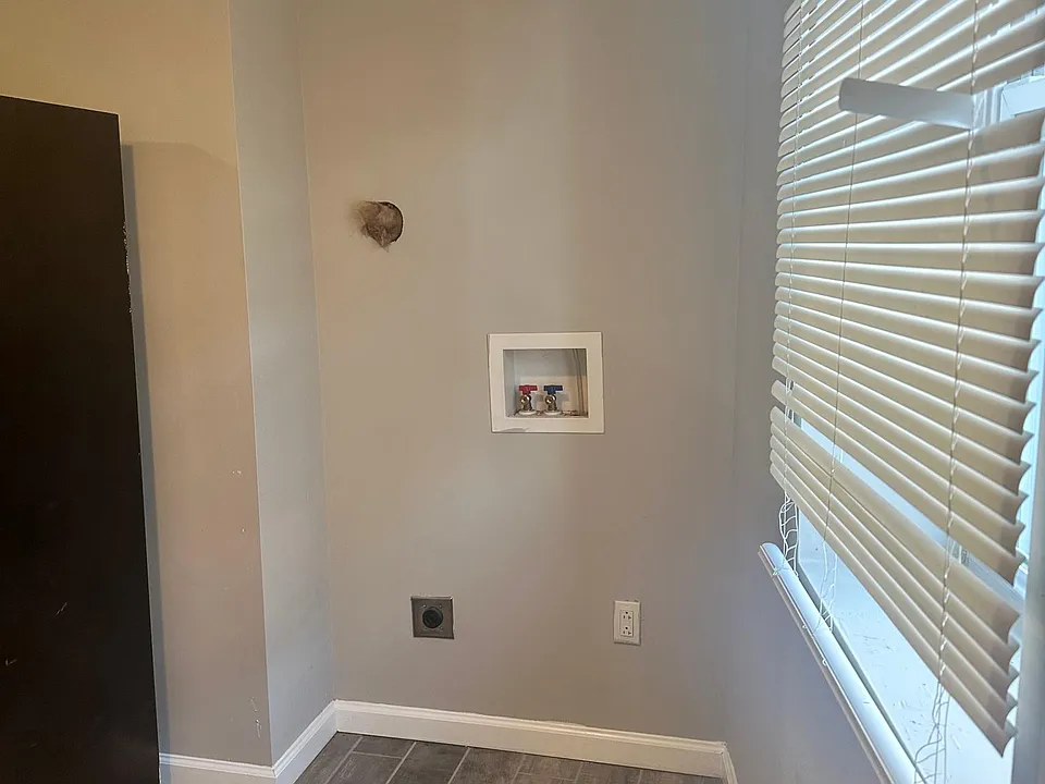 Washer/Dryer Hookup
