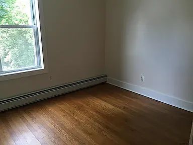 862 Washington Ave — Photo 8