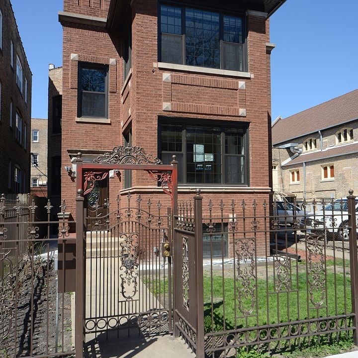 1st image of 4644 N Drake Ave #G