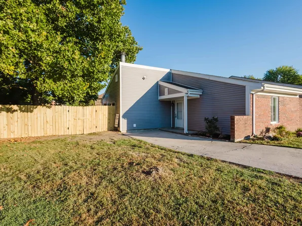 1365 Grafton Dr, Lexington, KY 40515
