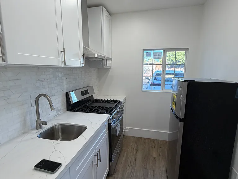 13343 W Cantara St — Photo 5