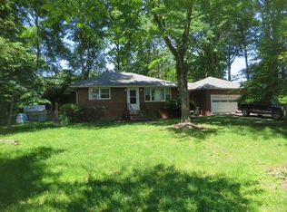 1 Montrose Ave, Colonia, NJ 07067