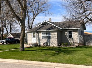 405 1st St N, Hoffman, MN 56339