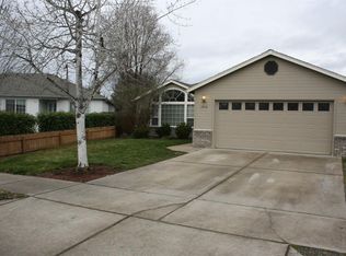1852 Layla Dr, Medford, OR 97501
