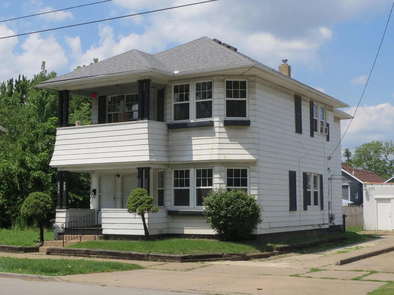 582 South Ave — Photo 1