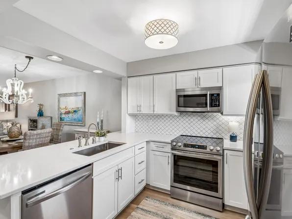 2412 Racquet Club Dr, Johns Island, SC 29455