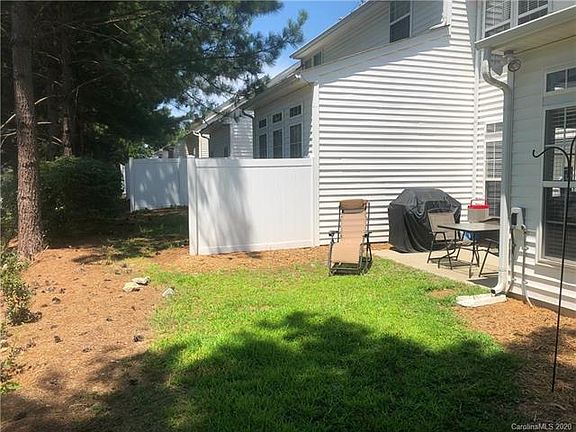 3rd image of 133 Cypress Landing Dr