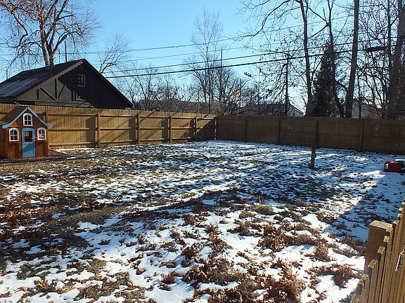 2nd image of 7009 Washington Dr