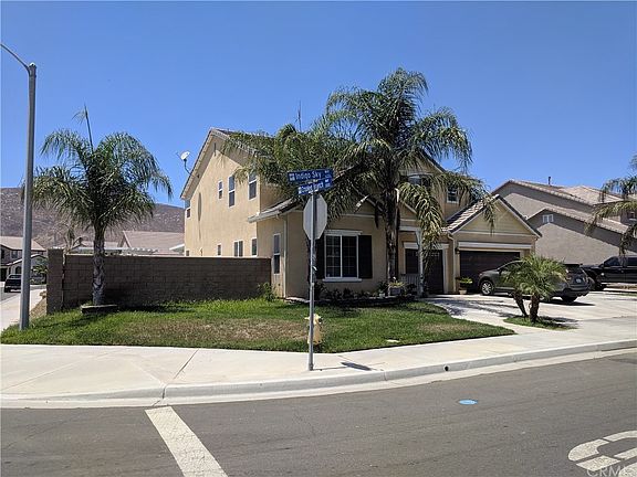 2nd image of 680 Indigo Sky Way