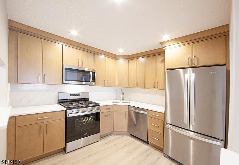 1st image of 327 Penns Way #1