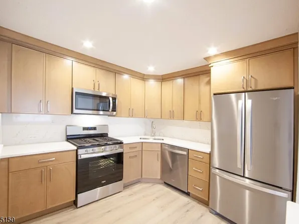 327 Penns Way #1, Bernards Twp., NJ 07920