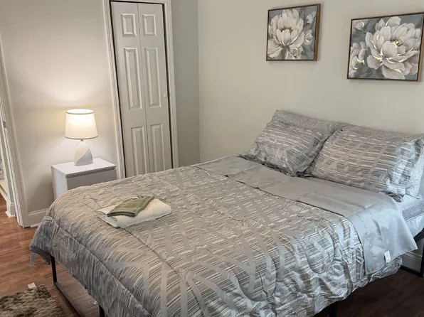 217 W 30th St #1A, Norfolk, VA 23504