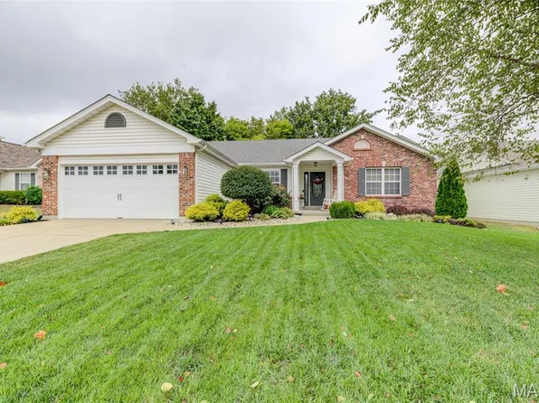 1350 Spring Park Dr, Saint Charles, MO 63303