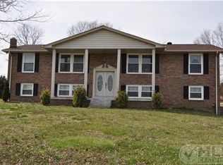 10739 Hall Rd, Bon Aqua, TN 37025