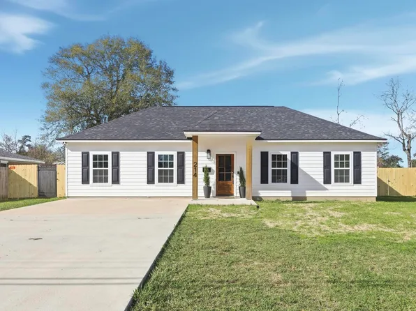 214 Beauregard St, Lake Charles, LA 70605
