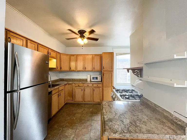 5660 Phillips Ave — Photo 7