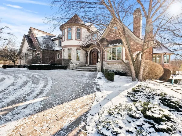 26 Meadow Rd, Palos Park, IL 60464