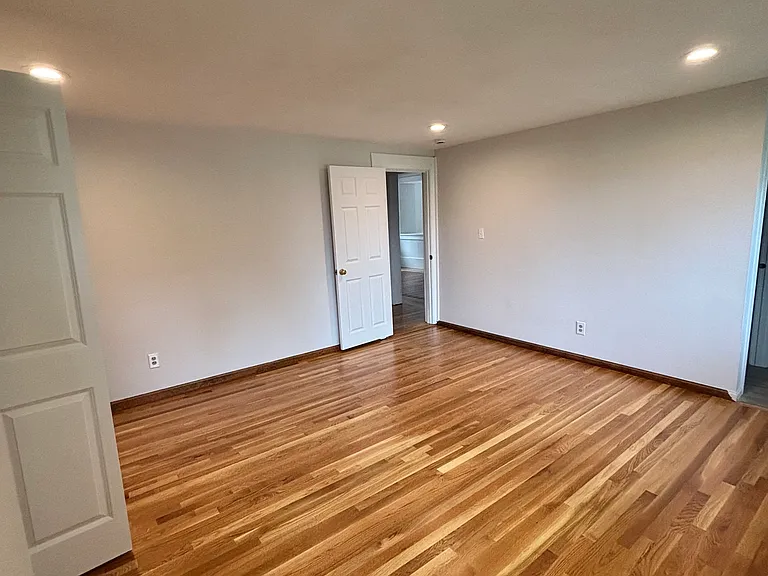 9 Elm St #1 — Photo 8