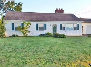 276 E Main St, Fawn Grove, PA 17321