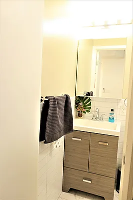 Rented by Sterling Holdings | media 15