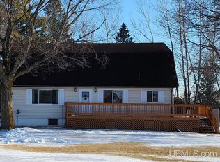 5847 F Rd, Bark River, MI 49807