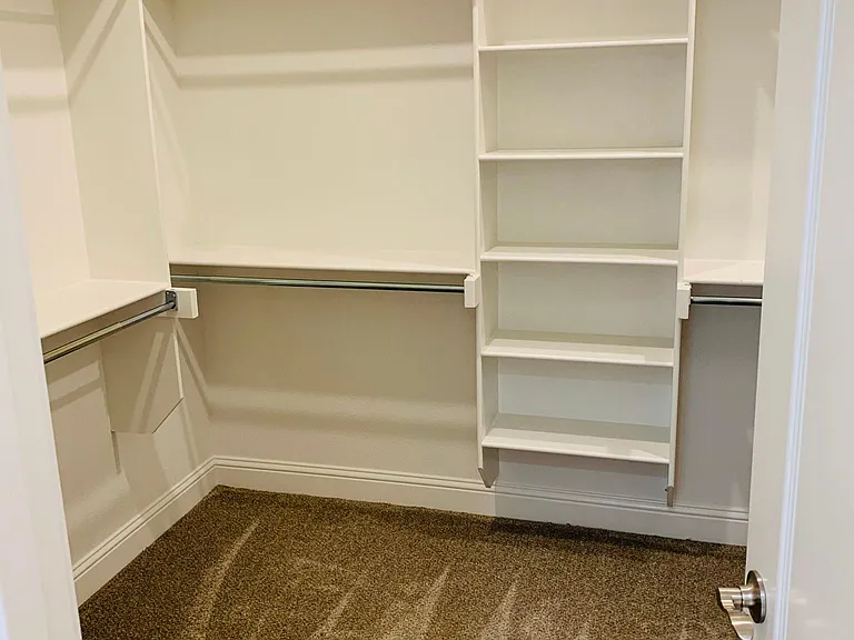 1720 Ella Pl — Photo 12