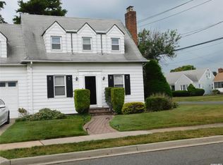 163 Holly Ave, Hempstead, NY 11550