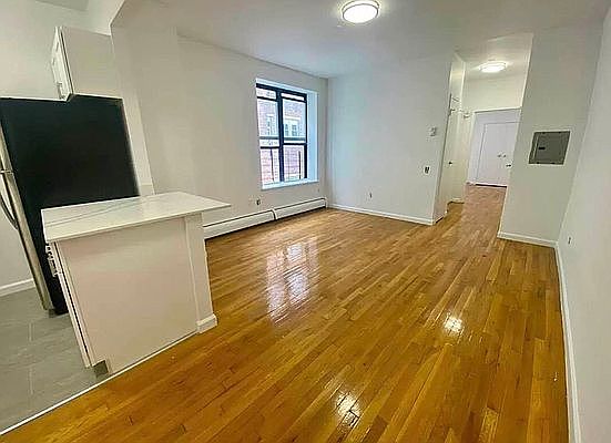 2nd image of 206 W 148th St #5KK