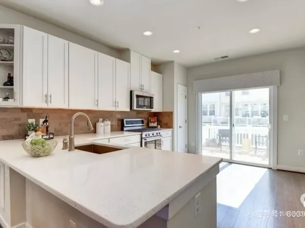 9816 Fields Rd, Gaithersburg, MD 20878