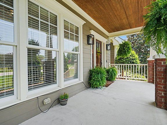 2nd image of 4704 Swordfish Dr