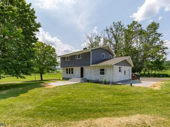 2 Schnetzer Lane, Franklin Twp., NJ 08802