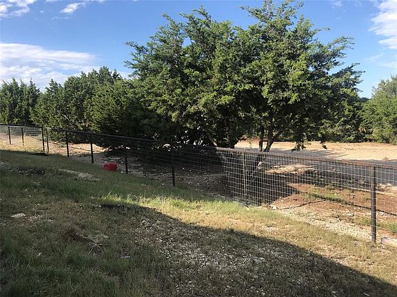 3rd image of 617 Brazos Vista Ct