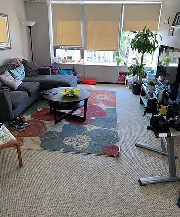 2nd image of 3930 N Pine Grove Ave APT 516