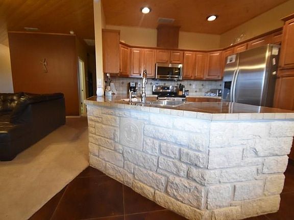 5th image of 1401 Glenwood Dr