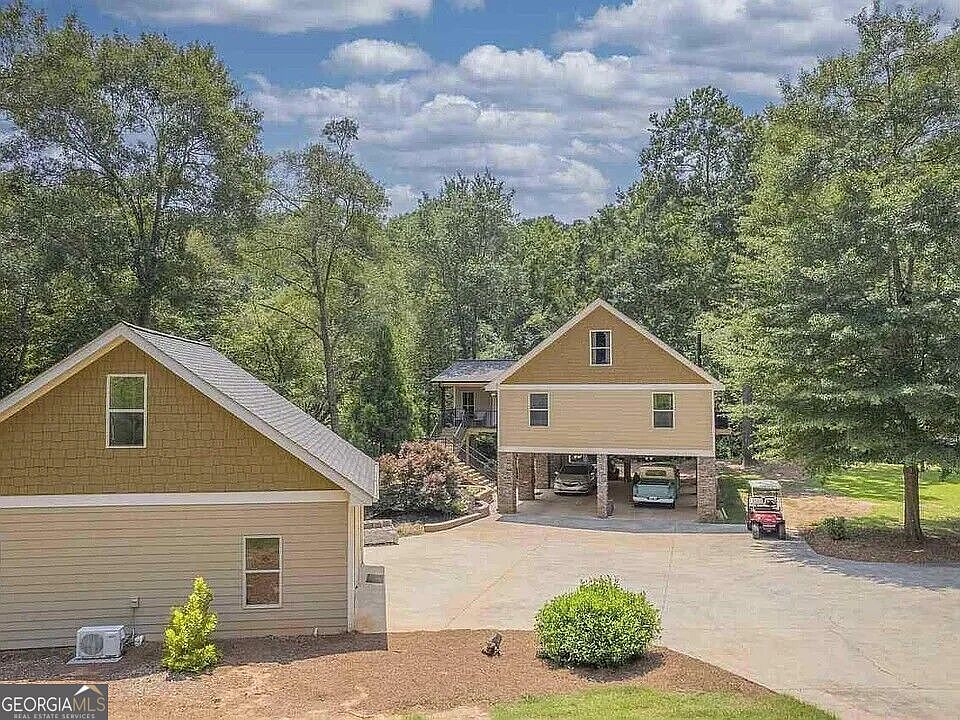 1st image of 599 Meadow Brook Ln