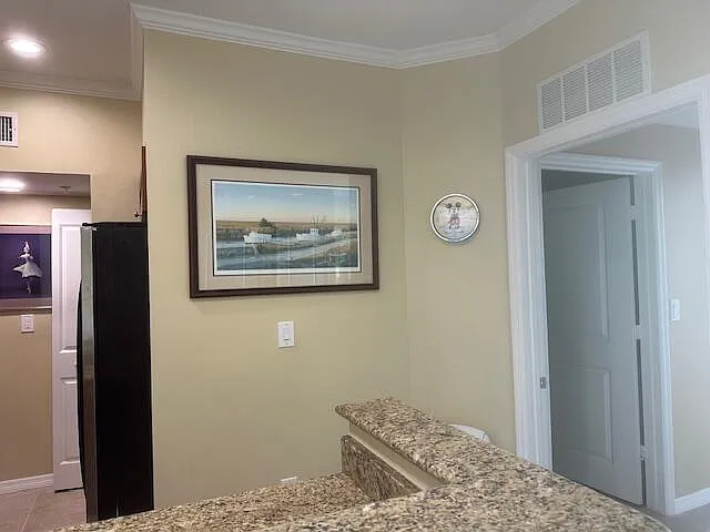 975 NW Flagler Ave #403 — Photo 7