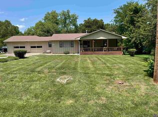 2336 NE 39th St, Topeka, KS 66617