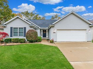 1019 N Linden St, Normal, IL 61761