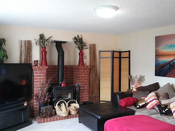 2nd image of 2765 SE 44th Ct
