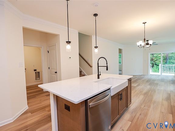 3rd image of 6305 Lila Crest Ln