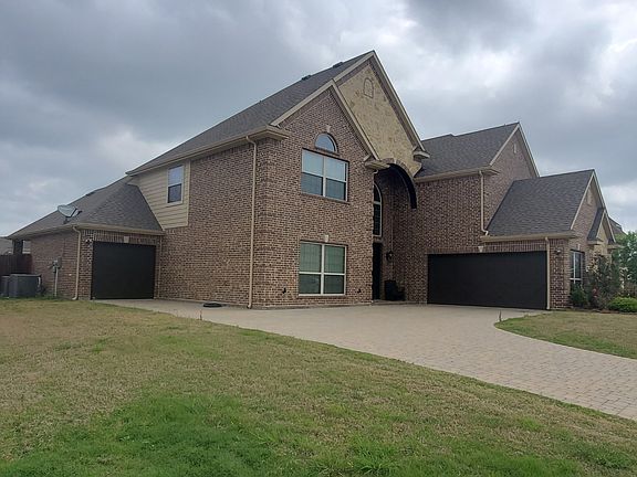 3rd image of 4803 Comstock Way