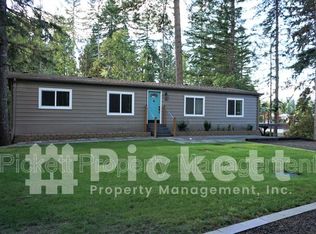 290 Tahuyeh Pl W, Bremerton, WA 98312
