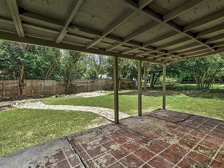 8527 Maine Dr — Photo 21