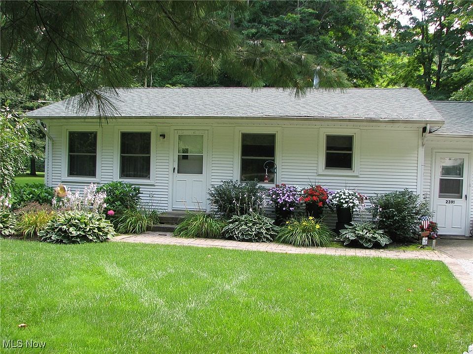 1st image of 2391 Trailard Dr