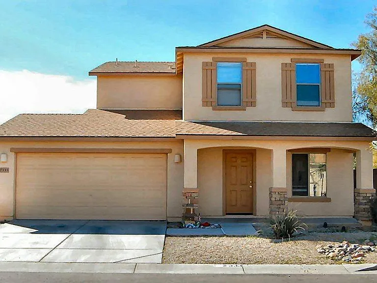 2333 E Meadow Lark Way — Photo 1